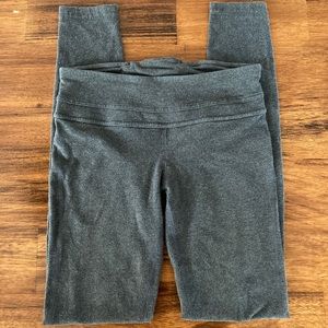 GapFit Mid-Rise 7/8 Leggings Yoga Grey Soft Stretch Cotton Like New Size XS